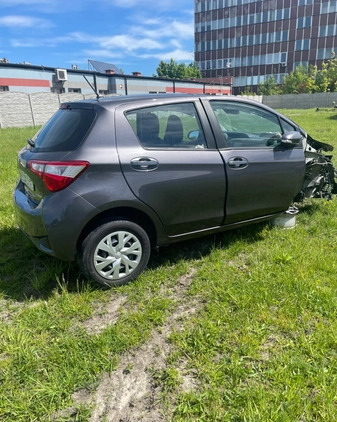 Toyota Yaris cena 23500 przebieg: 46926, rok produkcji 2019 z Zawiercie małe 232